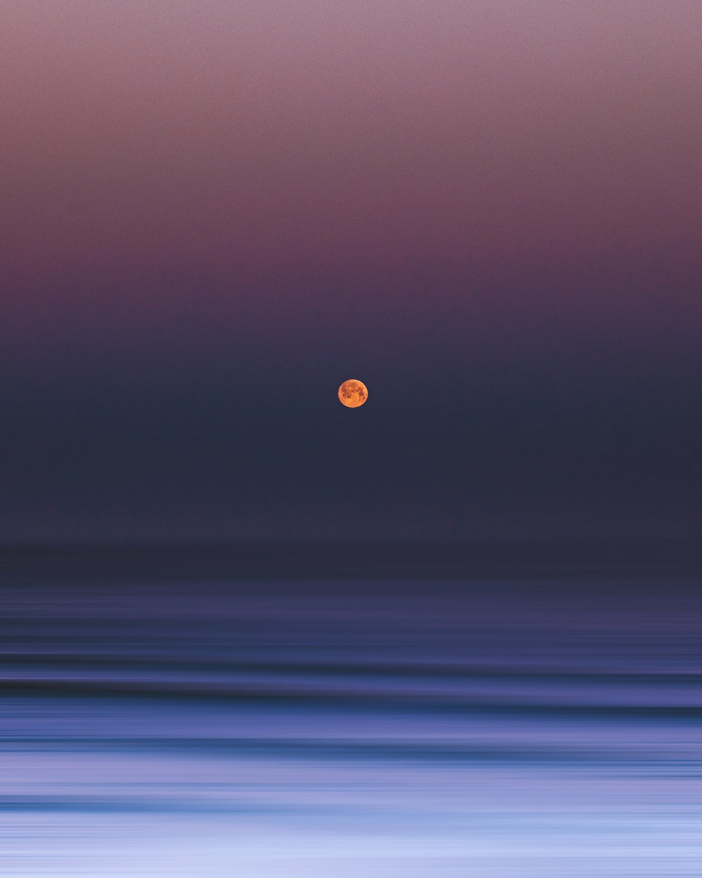 Dreamy moonset